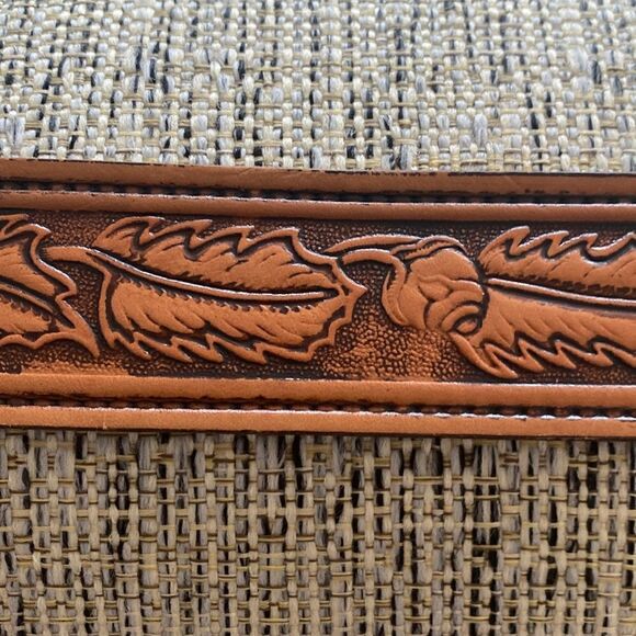 TEX Tooled leather belt - Picture 3 of 6